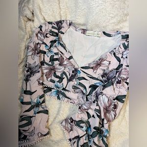 Beautiful floral long sleeve cropped